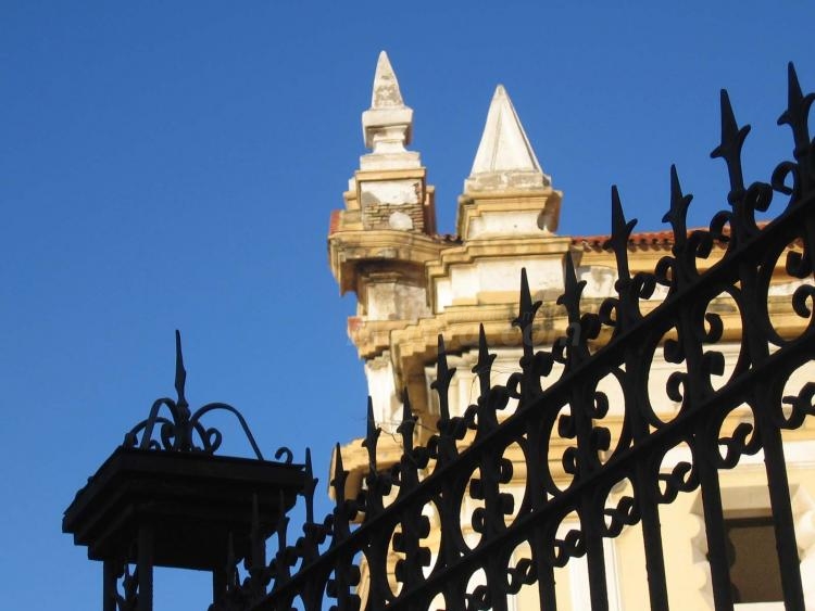 Oiga, don Ramón, hay que arreglar la Plaza de Toros
