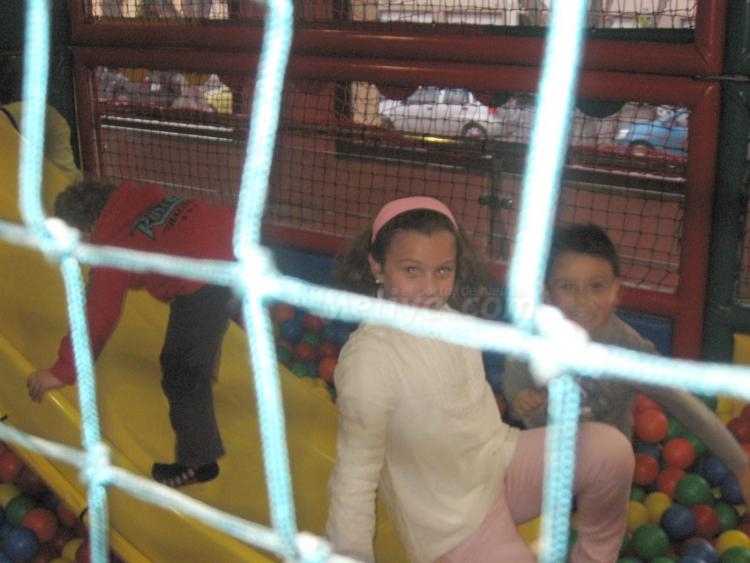 'Entrecafés' y entre niños que se lo pasan 'pipa'