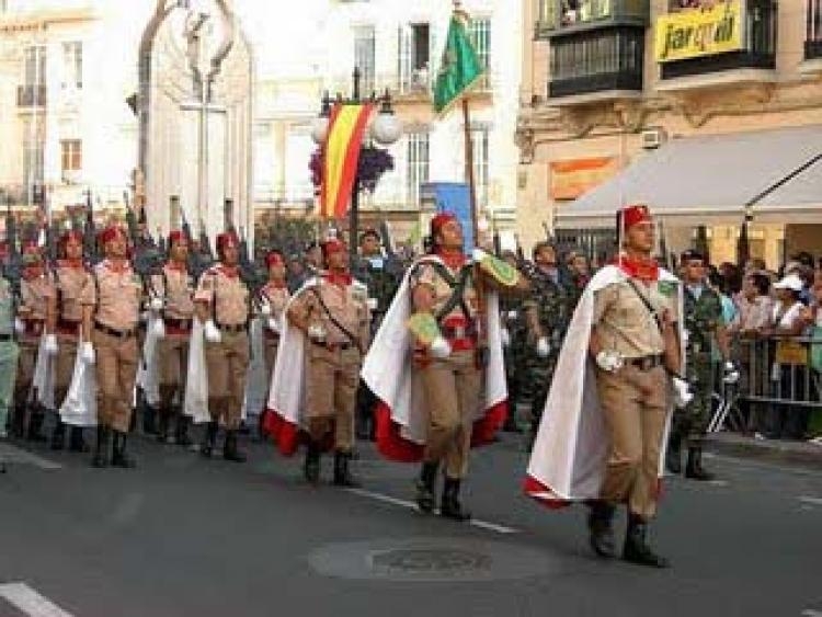 Regulares de Melilla, en la antesala del Rey