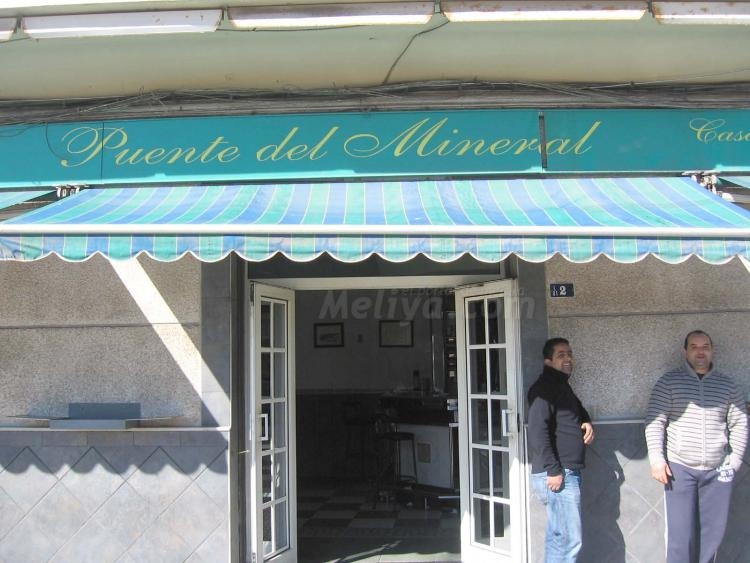 Mohamed, el despertador cafetero de la ciudad