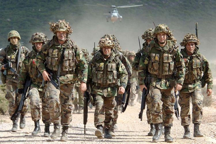 La Inmaculada, Patrona de Infantería, mucho más que un puente