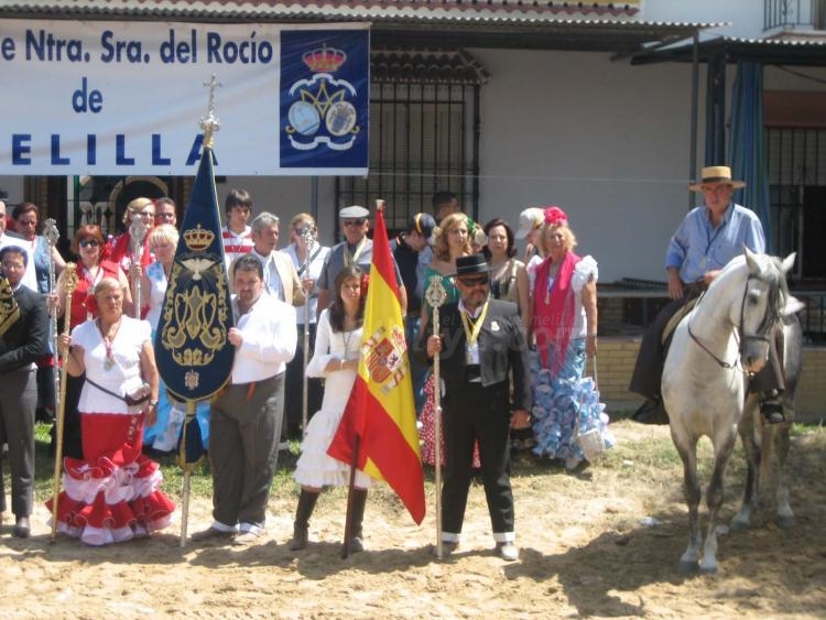 La Hermandad del Rocío se suma a la Navidad desde el nuevo tercer recinto