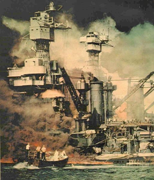 Ramón Gutiérrez analiza el ataque a Pearl Harbour en la Sala de Armas de la AEM