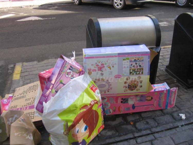 Reyes Magos e invasión de porquería en la calle