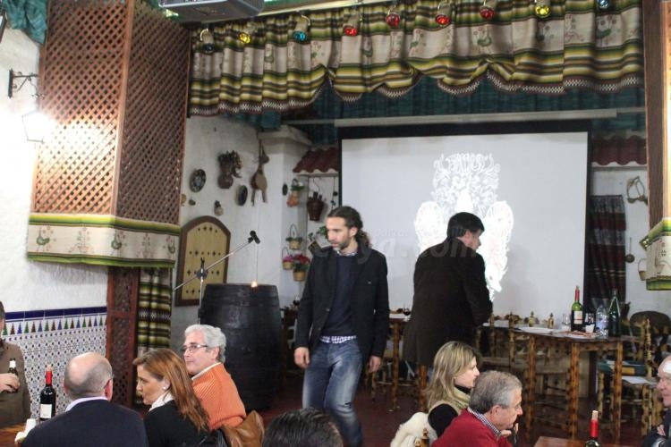 La poesía de 'Etcétera' se presenta en sociedad en 'Los Cabales'