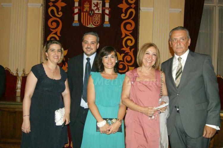 El perro es parte de la familia, no un aspirante a gladiador como algunos quieren