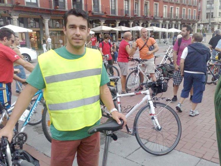 Melilla ConBici eleva el tono de sus reivindicaciones