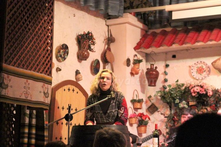 La poesía de 'Etcétera' se presenta en sociedad en 'Los Cabales'