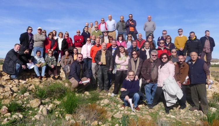Foto de grupo AEM, posición Zoco El Telatza junto a los Depósitos de Agua