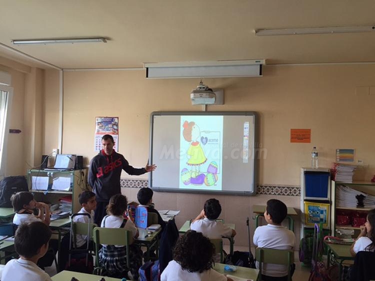 El Colegio Enrique Soler finaliza el ciclo de charlas sobre la "Atención al alumno celíaco"
