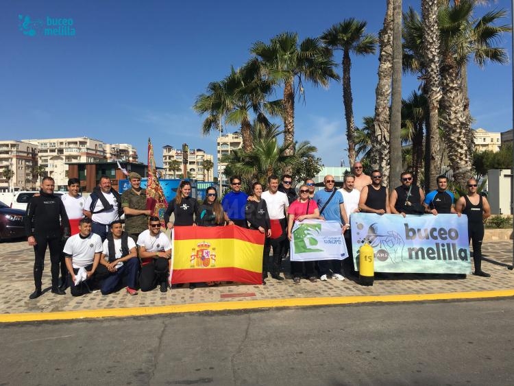Buceo Melilla recoge unos 1000 kilos de basura marina en Aguadú