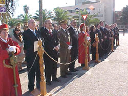Melilla celebra los veinticinco años de la Constitución con un homenaje a la enseña nacional