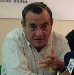 Céspedes asegura que la Constitución Española es "la más progresista de las que existen actualmente"