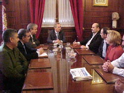 Jacobo Wahnon expone al presidente la situación de crisis por la que atraviesa el sector hostelero