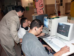 Party Melilla 2003 evento informático en la UNED el 31 de octubre