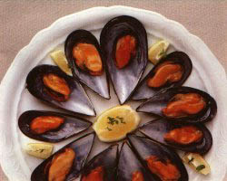 Organizan degustación de mejillones gallegos para recaudar fondos
