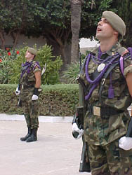 La inversión de Defensa en Melilla para el año 2004 irá dirigida a la modernización del Ejército, al apoyo logístico y al mantenimiento del Hospital Militar