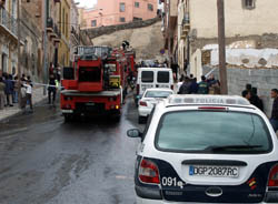 Explosiona una bombona de gas en un domicilio privado y produce dos heridos