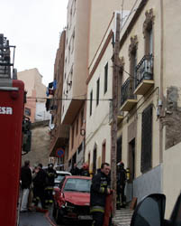 Explosiona una bombona de gas en un domicilio privado y produce dos heridos