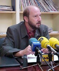 El presupuesto de Fomento para 2004 experimenta una subida del 117 por ciento respecto a 2003