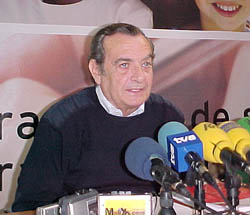 Céspedes aboga por la unidad de los partidos políticos para vencer a ETA