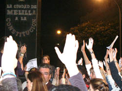 Melilla se une al dolor de Madrid con una manifestación sin precedentes
