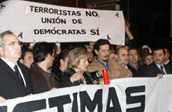 Melilla se une al dolor de Madrid con una manifestación sin precedentes