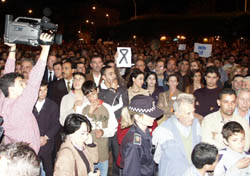 Melilla se une al dolor de Madrid con una manifestación sin precedentes