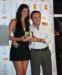 Concha Cuetos recibió el "Bribón de Oro 2004"