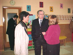 El presidente visita las reformadas instalaciones de la Escuela Infantil Virgen de la Victoria