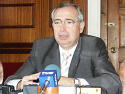 Imbroda califica de "fantasma" a Joan Herrera por sus declaraciones sobre Ceuta y Melilla