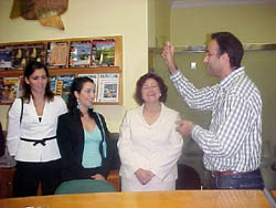 Andalucía Travel inaugura sus nuevas instalaciones en la calle Primo de Rivera