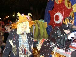Explosión de humor y fantasía en el Carnaval de Melilla 2006