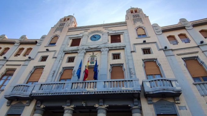 Imagen de la noticia: Somos Melilla pide invitar al presidente de Ceuta al Día de Melilla