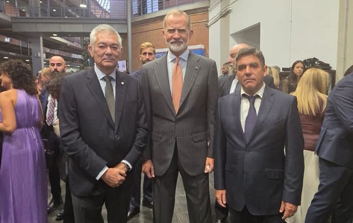 Imagen de la noticia: El Rey traslada a Seguridad Ciudadana su intención de visitar Melilla