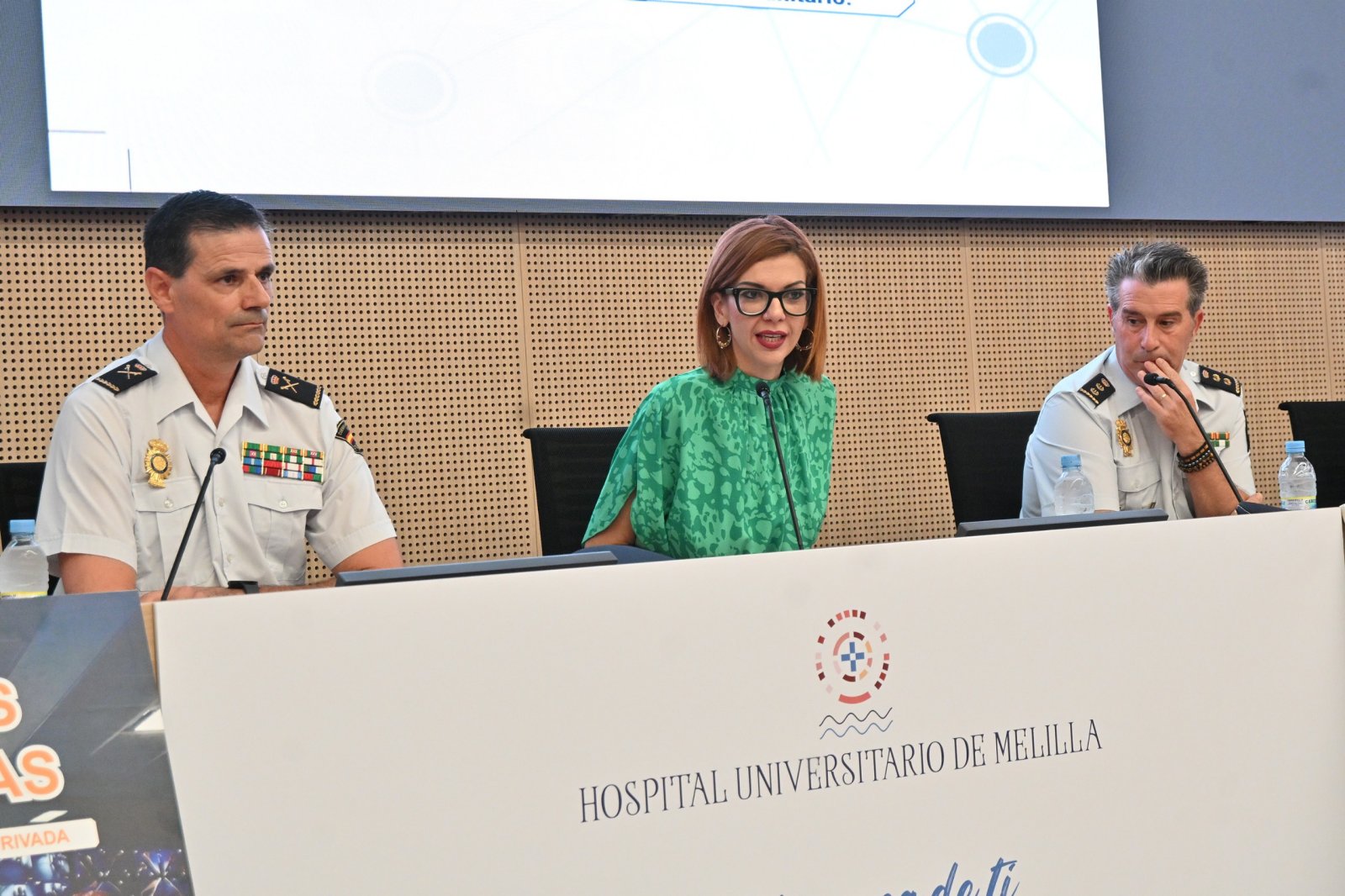 Imagen de la noticia: Delegación del Gobierno y Policía Nacional piden denunciar agresiones al personal sanitario