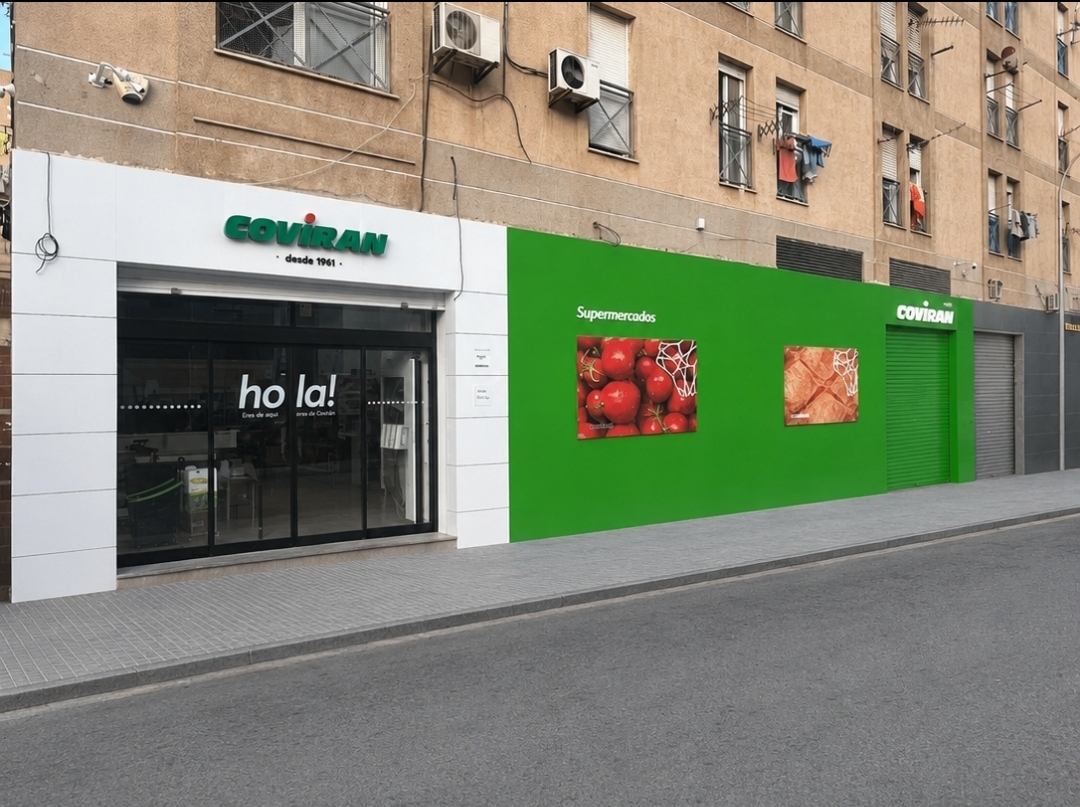 Imagen de la noticia: Covirán destaca su supermercado de Tiro Nacional con motivo del Día de Melilla