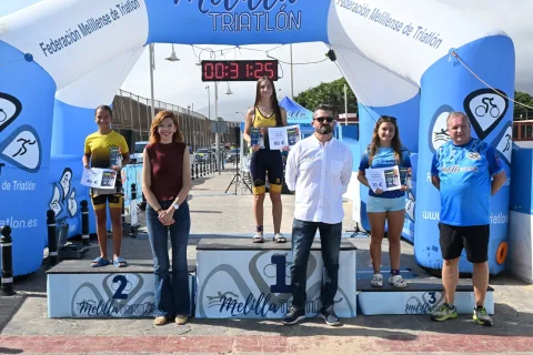 Imagen de la noticia: Melilla celebra la IV edición del SwimRun con la entrega de trofeos en el Dique Sur
