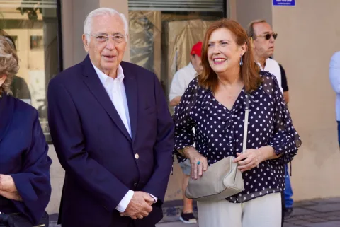 Imagen de la noticia: Melilla descubre una placa en homenaje al periodista Fernando Belmonte