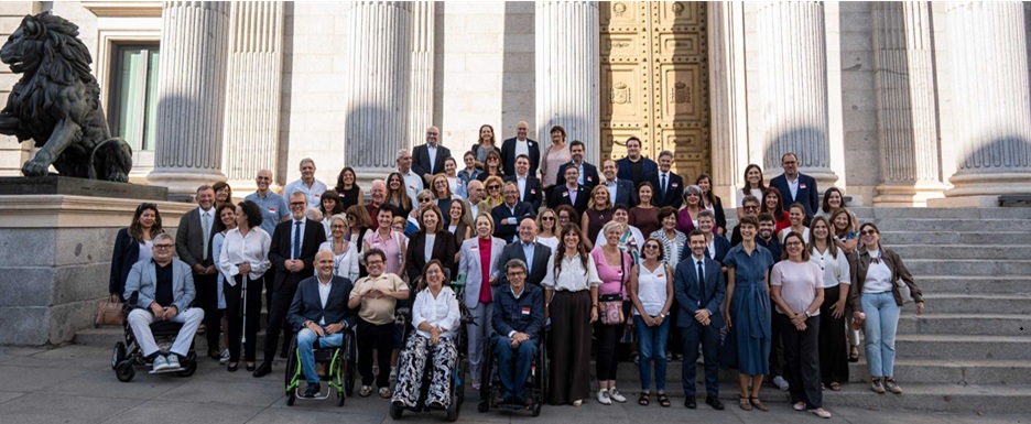 Imagen de la noticia: El Centro Social de Mayores de Melilla difunde un vídeo por el Día del Alzheimer