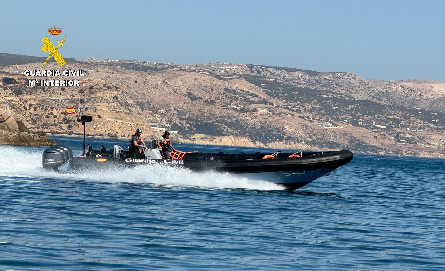 Imagen de la noticia: La Guardia Civil rescata a seis personas en tres actuaciones en el mar