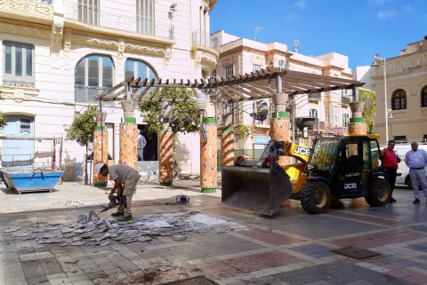 Imagen de la noticia: Comienzan las obras de reforma de la plaza Menéndez Pelayo