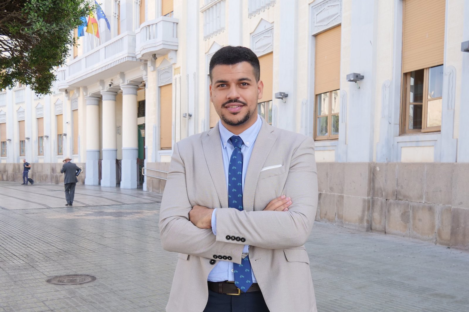Imagen de la noticia: Moh acusa al Gobierno de Imbroda de no responder a los problemas de vivienda y Universidad