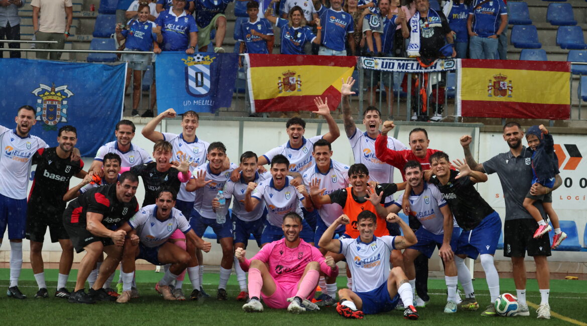Imagen de la noticia: La UD Melilla gana 1-2 en Alhaurín y suma otra victoria en Liga