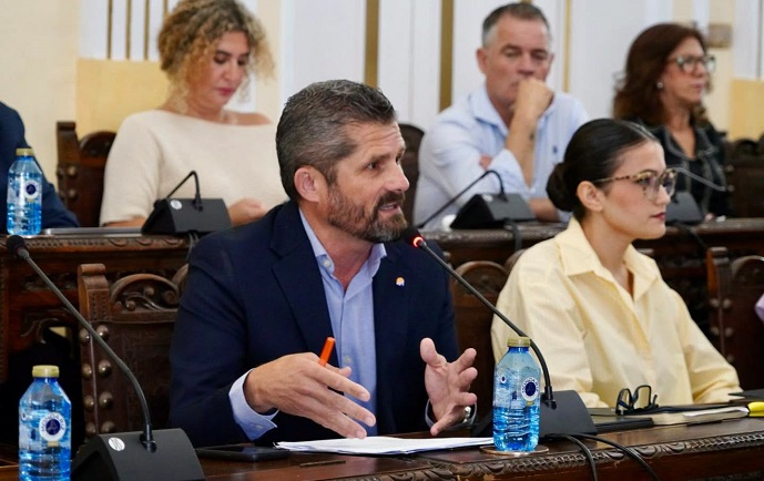 Imagen de la noticia: El consejero de Educación afirma que todos los inscritos en infantil están escolarizados