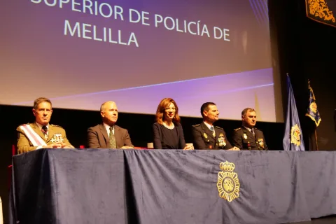 Imagen de la noticia: Moh destaca la labor de la Policía Nacional en el día de su patrón