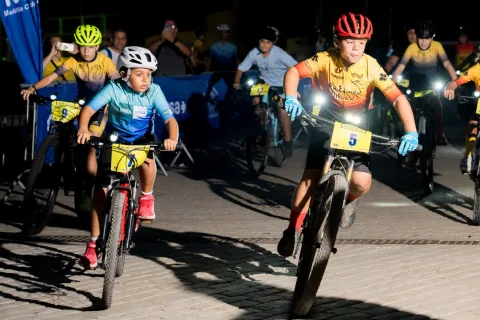 Imagen de la noticia: Rostrogordo acogió la segunda Nocturna Extreme BTT Melilla Ciudad del Deporte