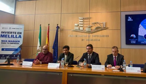 Imagen de la noticia: Melilla busca inversión digital en Sevilla con el respaldo de la Junta y la CEA