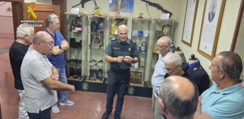 Imagen de la noticia: La Guardia Civil reúne a sus veteranos con motivo de la festividad del Pilar