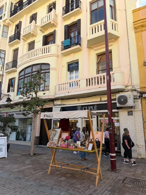 Imagen de la noticia: Zona Centro Melilla organiza actividades y degustaciones por la llegada de un crucero